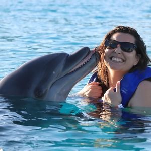 Meet your Posher, Antoinette